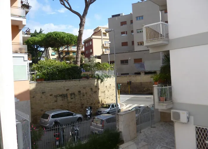 All'ombra Del Vaticano לינה וארוחת בוקר רומא